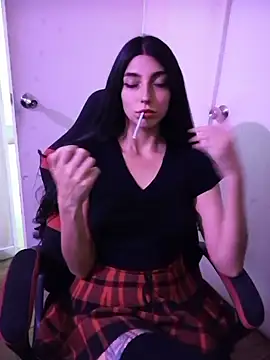 Felicia smok3 online show from 12-15-24, 04:15