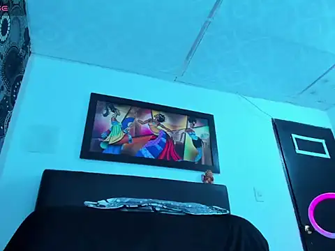 Snapshot of Jeymi-BigCock chatting on 12-14-25, 06:01 Jeymi-BigCock online show from 12-14-25, 06:01