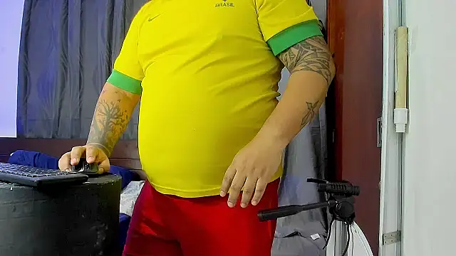 Latino bigcock online show from 02-21-25, 02:48