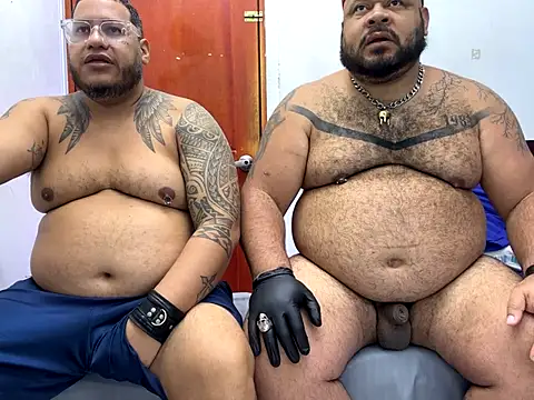 Latino bigcock online show from 09-14-25, 08:19