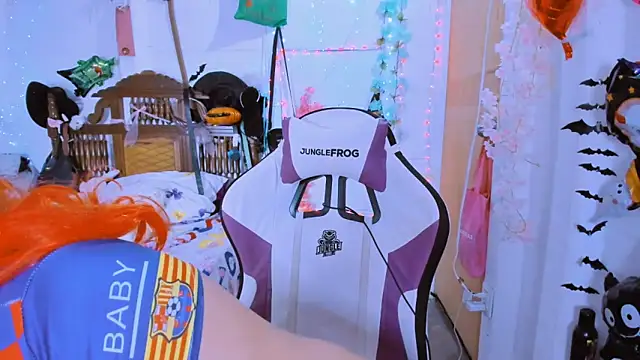 SofiaOlivares online show from 10-07-25, 10:18