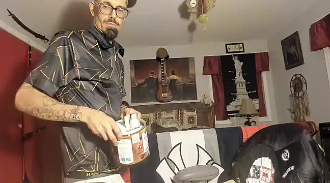 Snapshot of RoosterWabbit chatting on 02-26-25, 05:42 RoosterWabbit online show from 02-26-25, 05:42