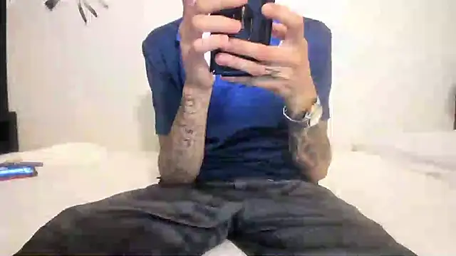 Snapshot of RoosterWabbit chatting on 09-22-25, 08:55 RoosterWabbit online show from 09-22-25, 08:55