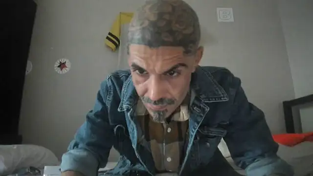 RoosterWabbit online show from 11-09-25, 03:32