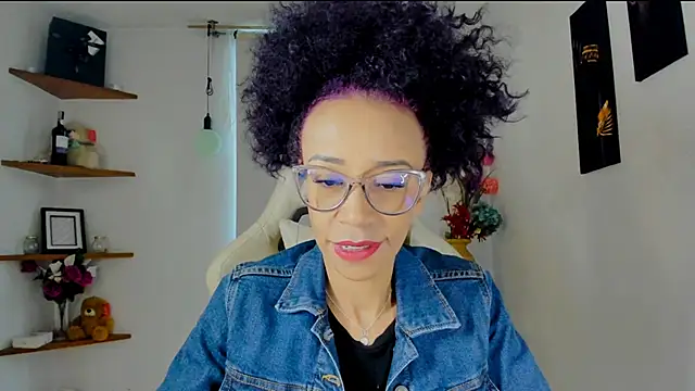 Snapshot of ScarlettMalbec chatting on 12-12-24, 10:31 ScarlettMalbec online show from 12-12-24, 10:31