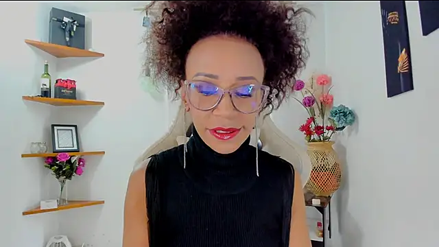 Snapshot of ScarlettMalbec chatting on 01-08-25, 07:34 ScarlettMalbec online show from 01-08-25, 07:34