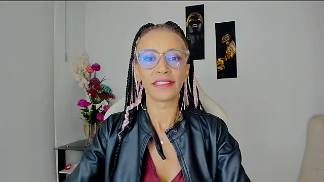 Snapshot of ScarlettMalbec chatting on 02-07-25, 10:41 ScarlettMalbec online show from 02-07-25, 10:41