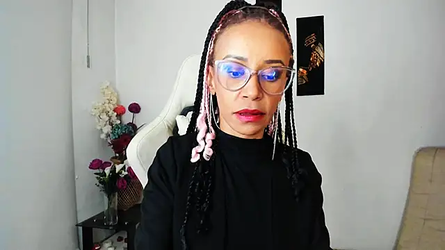 Snapshot of ScarlettMalbec chatting on 02-11-25, 11:33 ScarlettMalbec online show from 02-11-25, 11:33