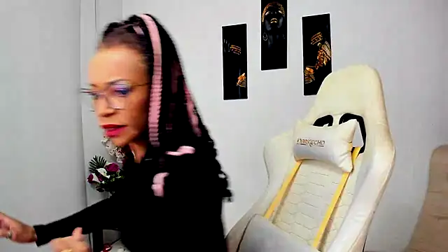 Snapshot of ScarlettMalbec chatting on 03-12-25, 11:33 ScarlettMalbec online show from 03-12-25, 11:33