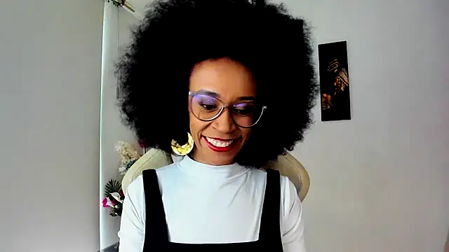 Snapshot of ScarlettMalbec chatting on 03-18-25, 09:32 ScarlettMalbec online show from 03-18-25, 09:32