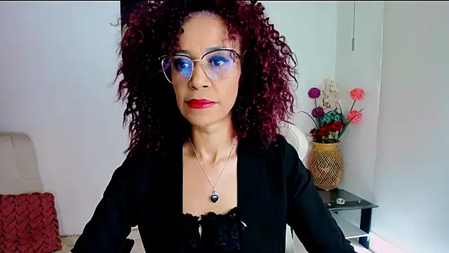 Snapshot of ScarlettMalbec chatting on 09-15-25, 09:37 ScarlettMalbec online show from 09-15-25, 09:37