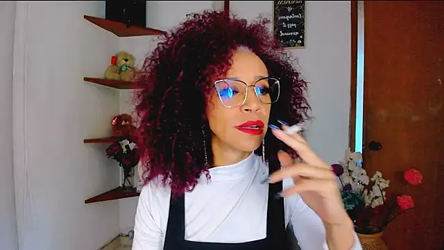 Snapshot of ScarlettMalbec chatting on 09-30-25, 09:53 ScarlettMalbec online show from 09-30-25, 09:53