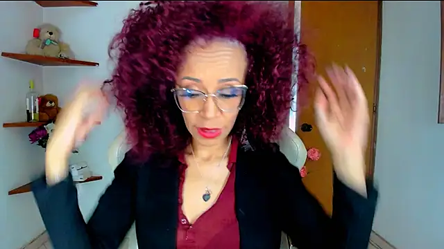 Snapshot of ScarlettMalbec chatting on 10-02-25, 10:06 ScarlettMalbec online show from 10-02-25, 10:06