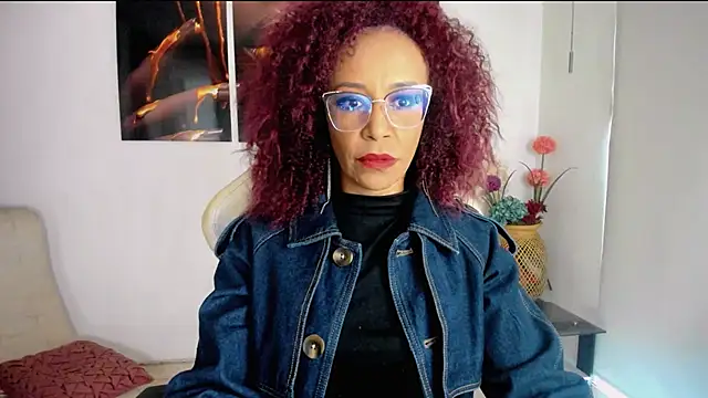 Snapshot of ScarlettMalbec chatting on 10-18-25, 10:10 ScarlettMalbec online show from 10-18-25, 10:10