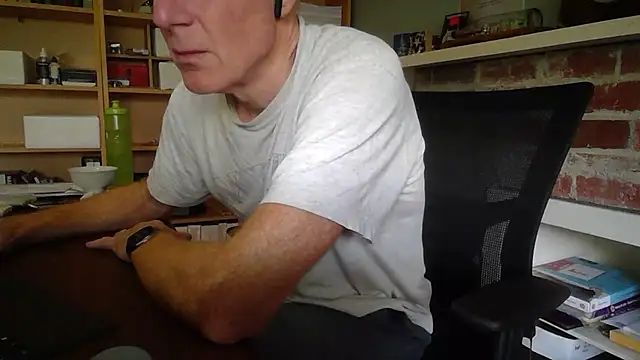 Snapshot of jiggy77777 chatting on 03-11-25, 06:10 jiggy77777 online show from 03-11-25, 06:10