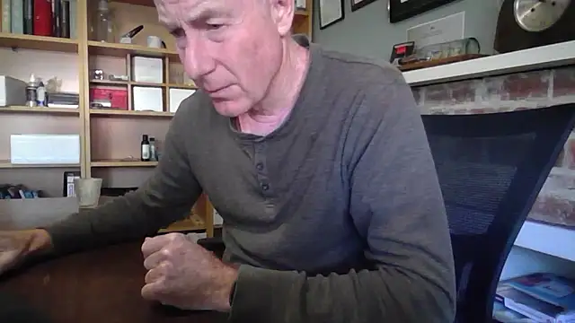 Snapshot of jiggy77777 chatting on 03-17-25, 10:17 jiggy77777 online show from 03-17-25, 10:17