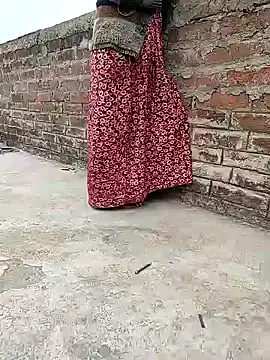 Snapshot of COUPLLE_VILLAGE chatting on 12-28-24, 06:39 COUPLLE VILLAGE online show from 12-28-24, 06:39