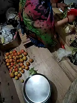 Snapshot of COUPLLE_VILLAGE chatting on 12-30-24, 03:14 COUPLLE VILLAGE online show from 12-30-24, 03:14