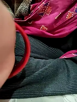 Snapshot of COUPLLE_VILLAGE chatting on 01-09-25, 11:25 COUPLLE VILLAGE online show from 01-09-25, 11:25