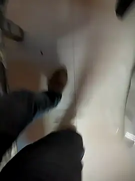 Snapshot of COUPLLE_VILLAGE chatting on 01-27-25, 03:47 COUPLLE VILLAGE online show from 01-27-25, 03:47