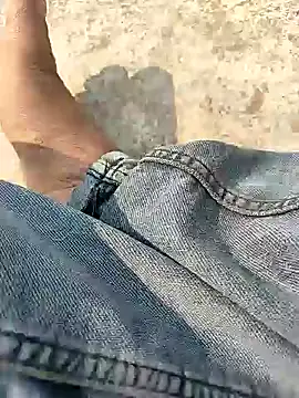 Snapshot of COUPLLE_VILLAGE chatting on 01-27-25, 06:52 COUPLLE VILLAGE online show from 01-27-25, 06:52