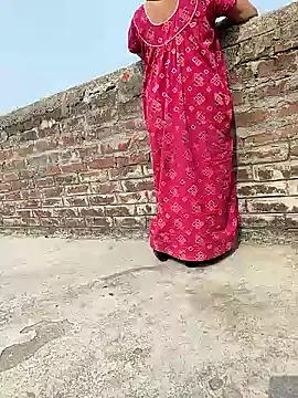 Snapshot of COUPLLE_VILLAGE chatting on 01-28-25, 06:49 COUPLLE VILLAGE online show from 01-28-25, 06:49