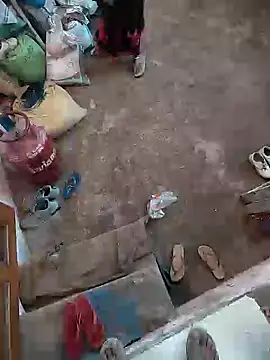 Snapshot of COUPLLE_VILLAGE chatting on 02-04-25, 03:44 COUPLLE VILLAGE online show from 02-04-25, 03:44