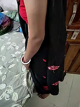 Snapshot of COUPLLE_VILLAGE chatting on 03-03-25, 03:30 COUPLLE VILLAGE online show from 03-03-25, 03:30