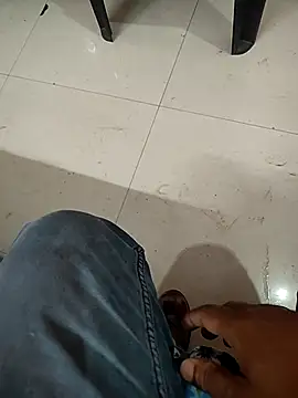 Snapshot of COUPLLE_VILLAGE chatting on 03-10-25, 03:34 COUPLLE VILLAGE online show from 03-10-25, 03:34