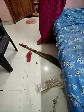 Snapshot of COUPLLE_VILLAGE chatting on 03-12-25, 03:24 COUPLLE VILLAGE online show from 03-12-25, 03:24