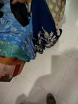 Snapshot of COUPLLE_VILLAGE chatting on 03-13-25, 03:44 COUPLLE VILLAGE online show from 03-13-25, 03:44