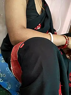 Snapshot of COUPLLE_VILLAGE chatting on 03-22-25, 03:30 COUPLLE VILLAGE online show from 03-22-25, 03:30