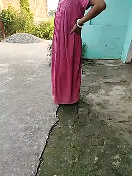 Snapshot of COUPLLE_VILLAGE chatting on 10-08-25, 02:20 COUPLLE VILLAGE online show from 10-08-25, 02:20