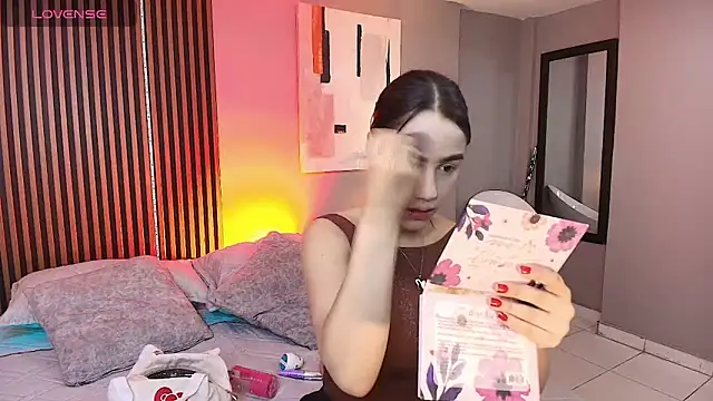 emily roberts1 online show from 10-01-25, 01:06