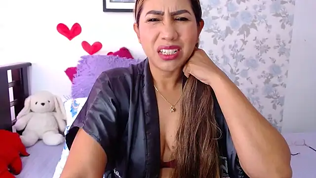 vanessa cute1 online show from 06-10-26, 05:01