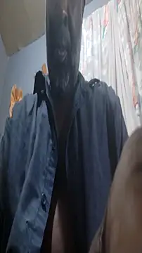 Snapshot of macnificent1fr chatting on 11-23-25, 05:40 macnificent1fr online show from 11-23-25, 05:40