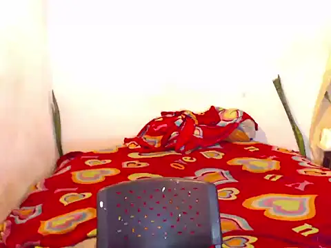 Snapshot of The_wickles_4443 chatting on 03-13-25, 09:05 The wickles 4443 online show from 03-13-25, 09:05