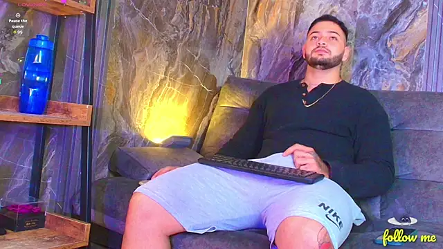 Andrew Brown online show from 02-20-25, 03:19