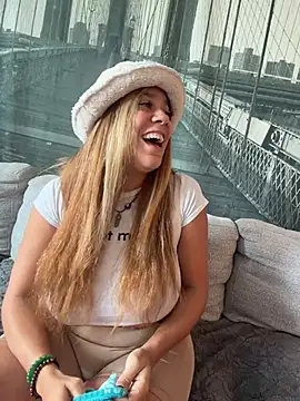 Bigbuttbrooklynn online show from 02-05-26, 06:01