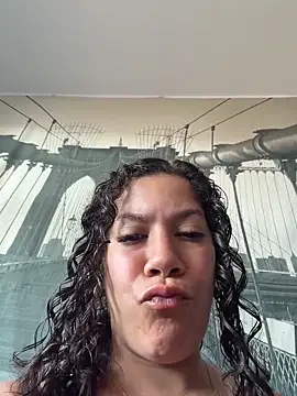 Bigbuttbrooklynn online show from 04-28-26, 12:20