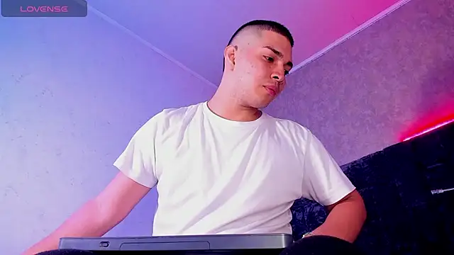 JUANDIAMONDS98 online show from 02-15-25, 01:05