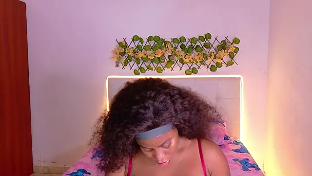 choco dessert  online show from 10-28-25, 05:33