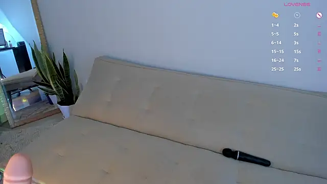 Snapshot of sweet_pink_ chatting on 09-21-25, 10:50 sweet pink  online show from 09-21-25, 10:50