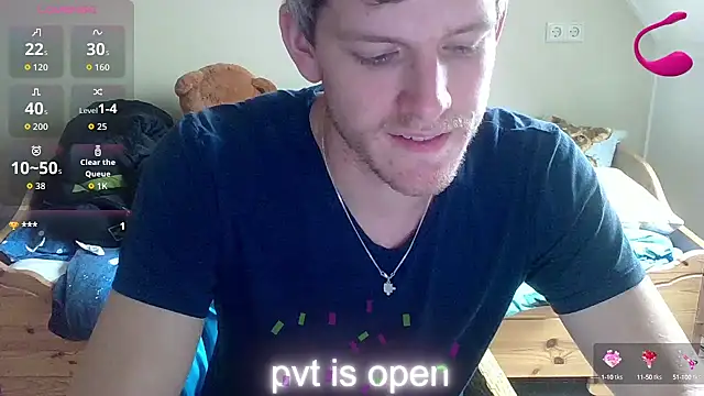 Snapshot of Love_Bert chatting on 10-10-25, 01:32 Love Bert online show from 10-10-25, 01:32