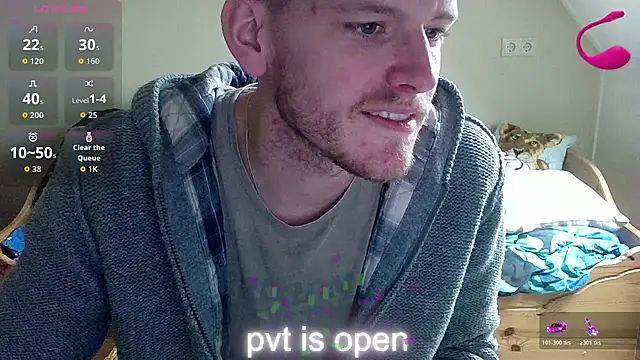 Snapshot of Love_Bert chatting on 10-23-25, 12:37 Love Bert online show from 10-23-25, 12:37