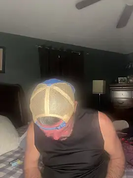 Snapshot of NYCLeatherBoi chatting on 01-05-25, 02:17 NYCLeatherBoi online show from 01-05-25, 02:17