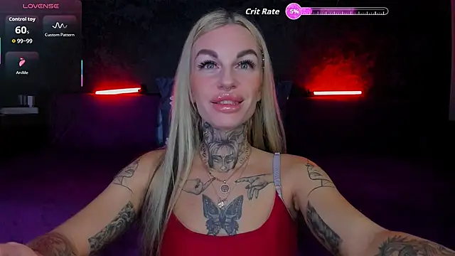 Snapshot of angel_devil_forever chatting on 10-22-25, 11:15 angel devil forever online show from 10-22-25, 11:15