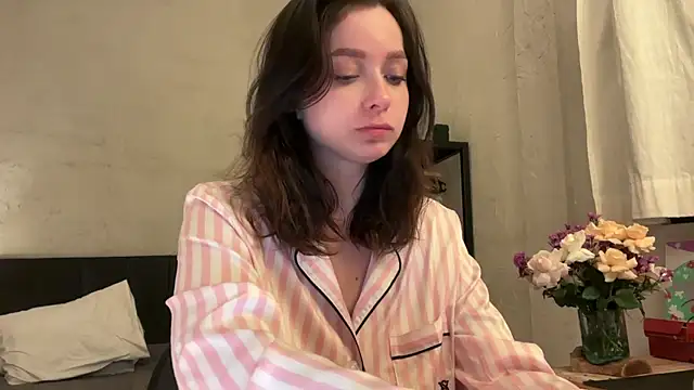  liatris  online show from 03-08-25, 02:40