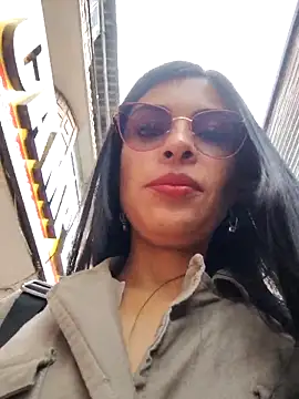 Astrid-- online show from 12-05-25, 03:20