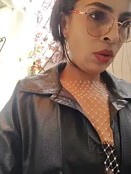 Astrid-- online show from 05-19-26, 07:31